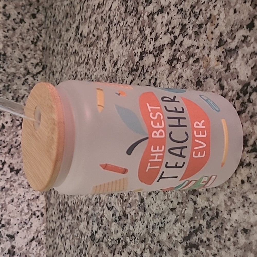 Best Teacher glass cup with lid